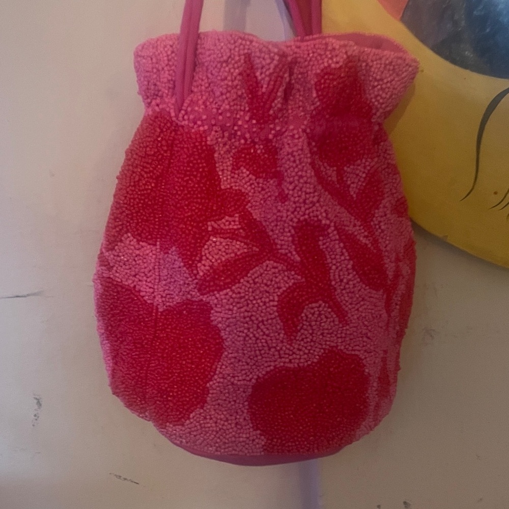 Chic Pink Floral Women's Shoulder Bag